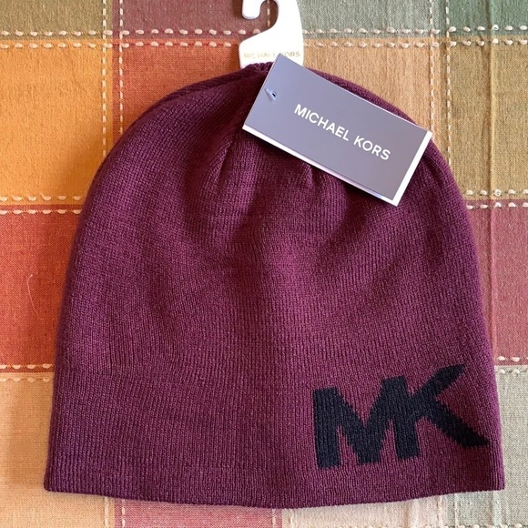 Brand New Michael Kors Reversible Men’s Stretch Knit Beanie Hat Maroon Fall - Picture 1 of 15